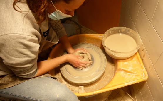 poterie sculpture adulte polyedre seynod
