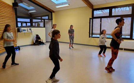 cours zumba kids pré ados polyedre seynod annecy