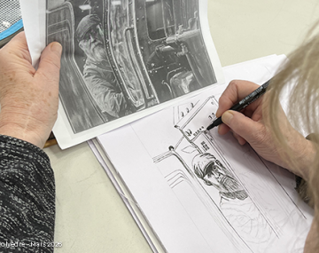 femme de dos qui dessine un homme avec un béret selon un modèle imprimé polyèdre seynod annecy